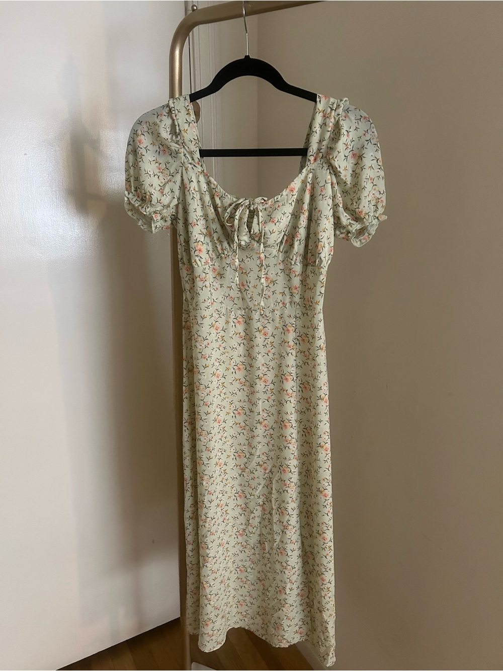 Hesperus Sage Green Floral Cottagecore Puff Sleeve Midi Dress - Picture 3 of 7